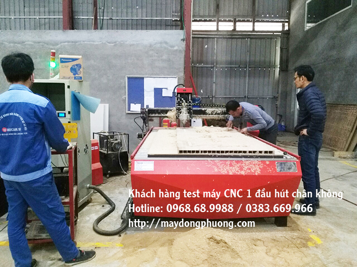 Máy cắt CNC hút chân không 1325-1