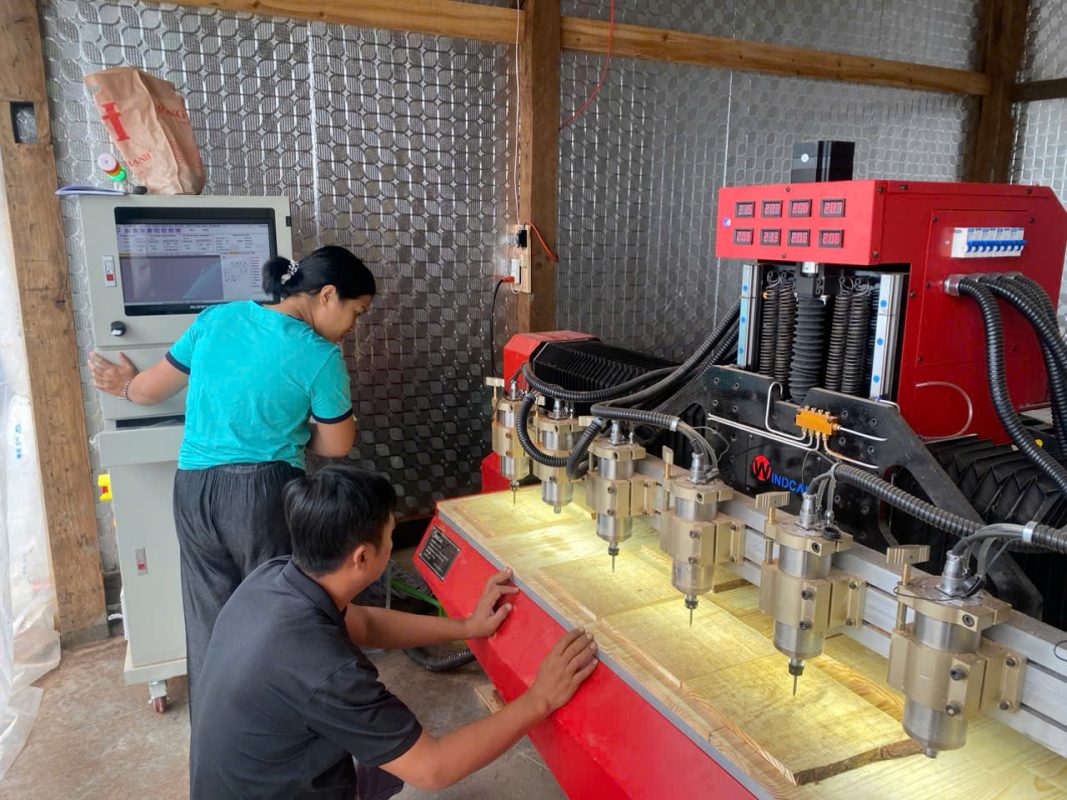 may cnc duc khac tran go